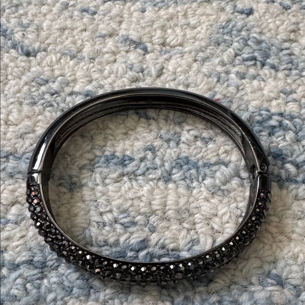 Elegant Black five magnetic and elastic sparkle Bracelet Set